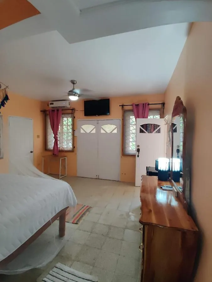 Villa Havana Negril 0*,